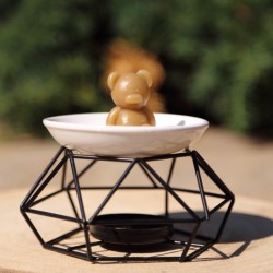 Minimalistyczny kominek zapachowy